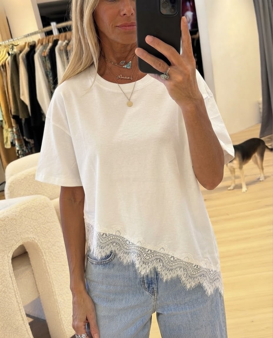 Asymmetrical White Tshirt
