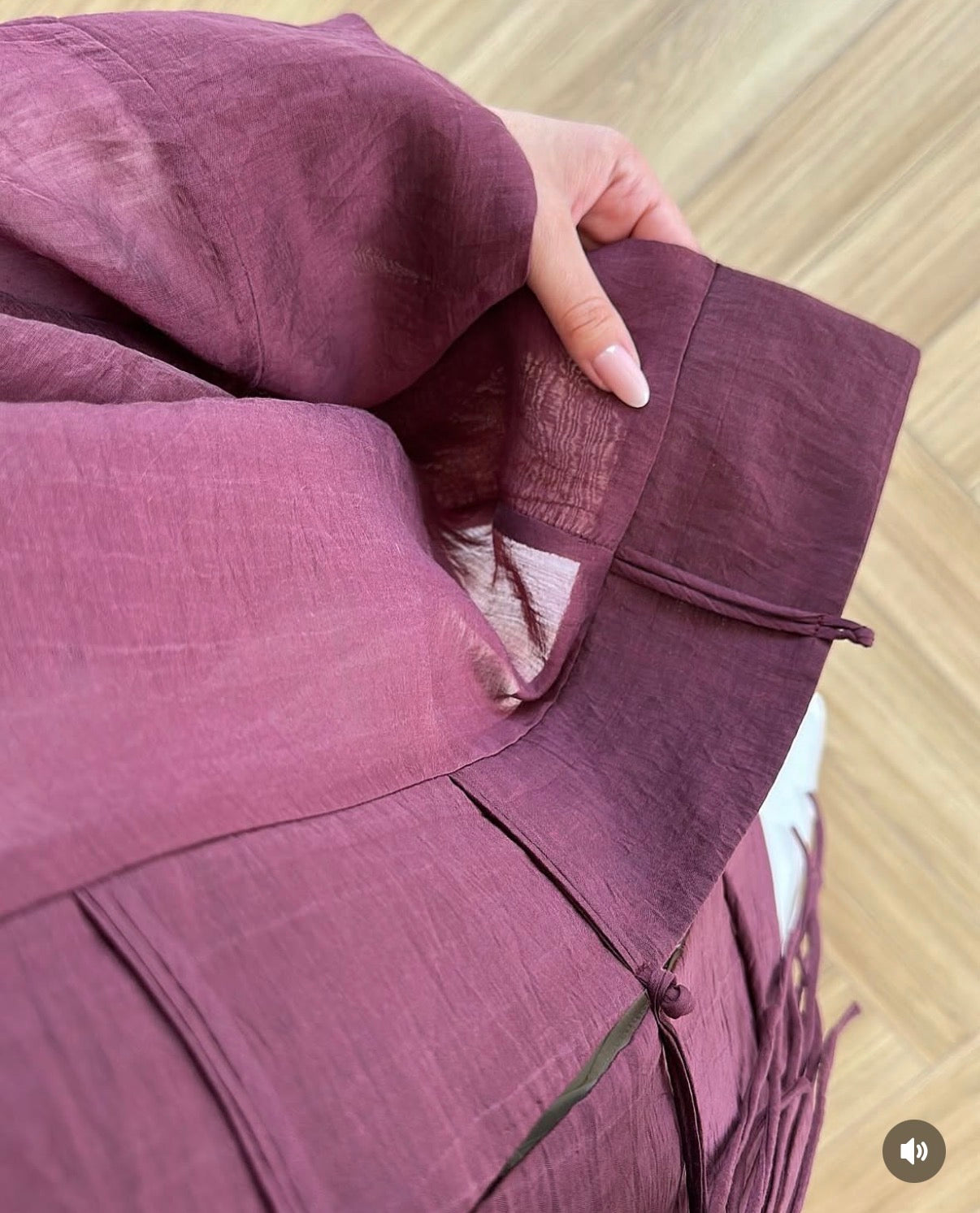 Chinese Style chifon Burgundy Blouse