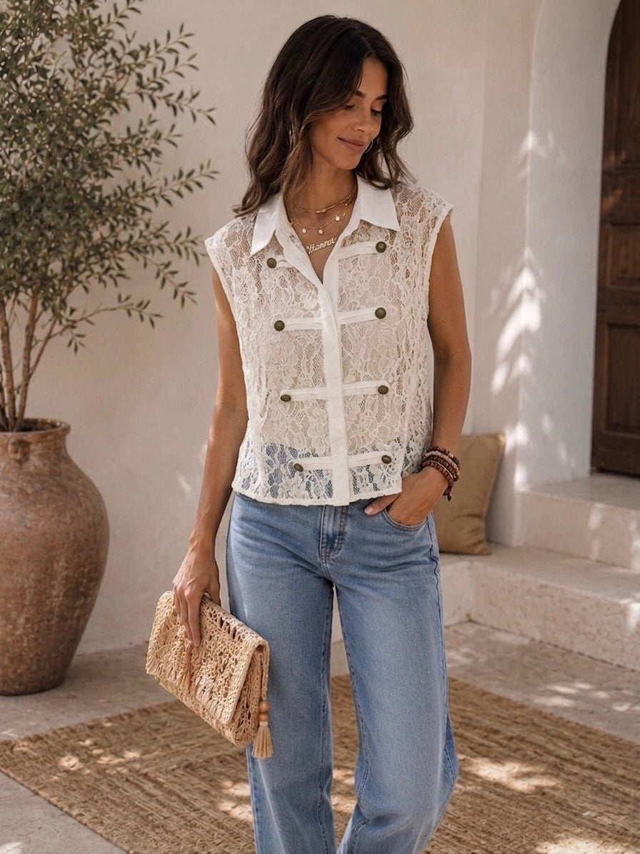 Lace White Double Buttons Gillet