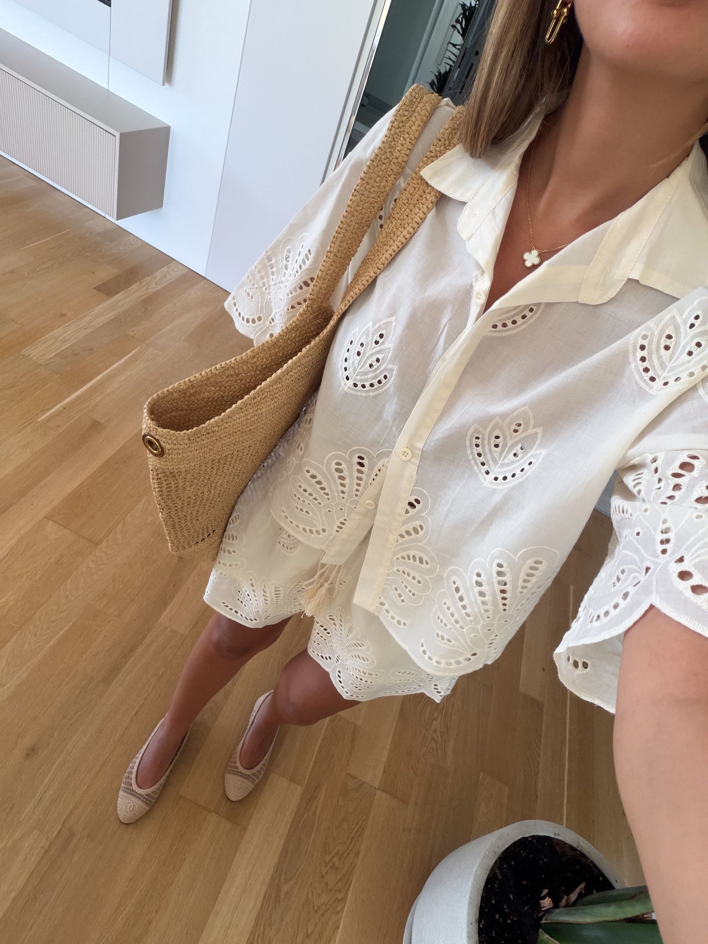 Offwhite eyelet Set