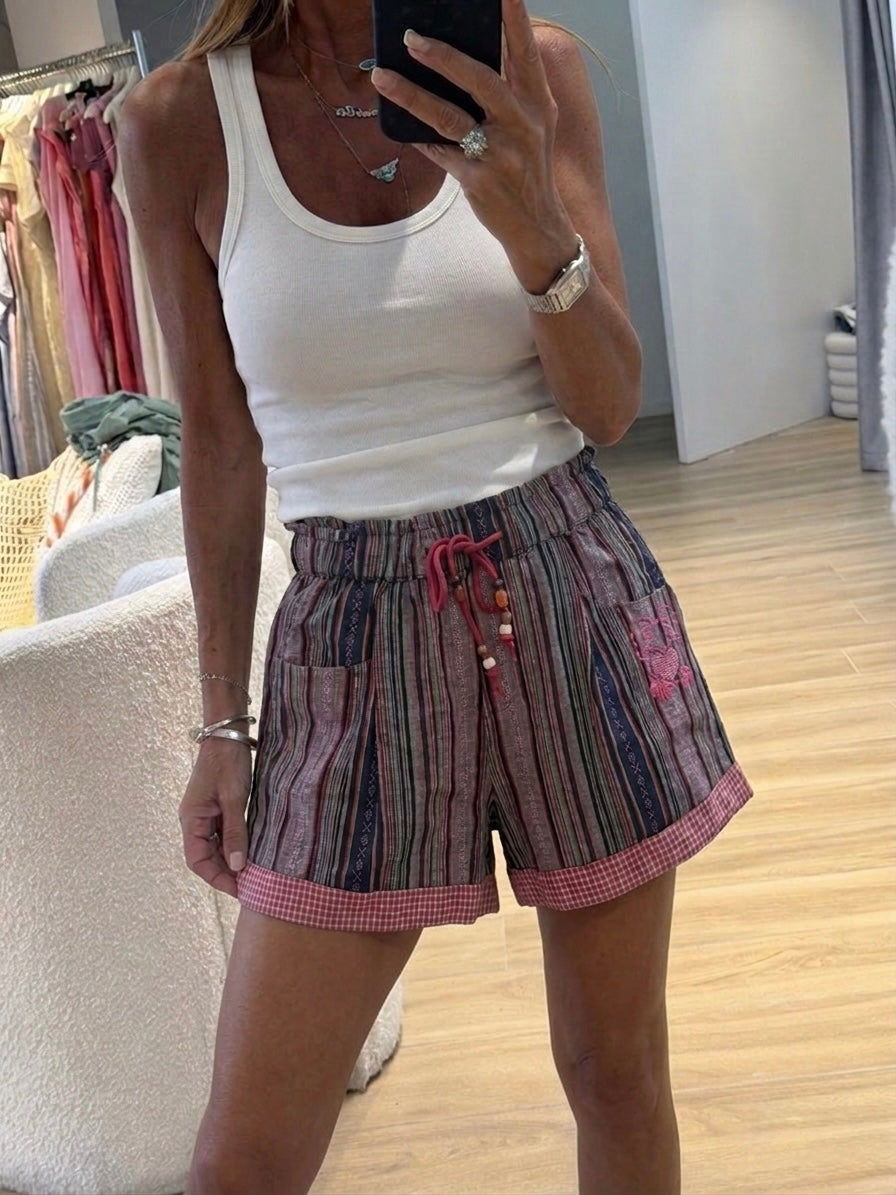 Striped embroidery Short