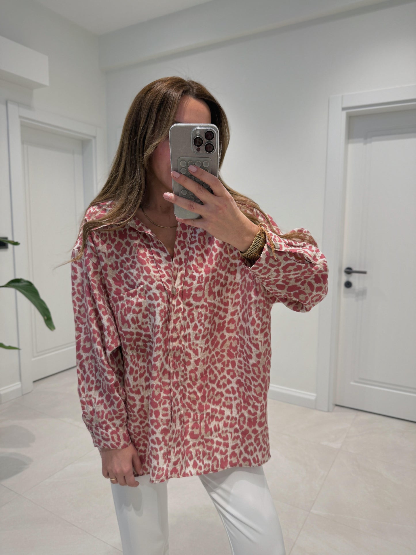 Red leopard Shirt