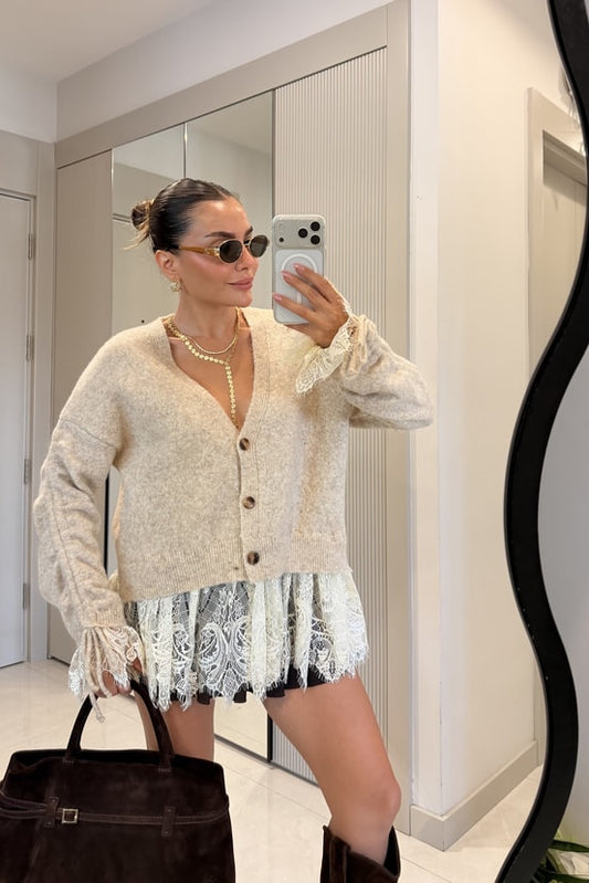 Lace Details Wool Cardigan
