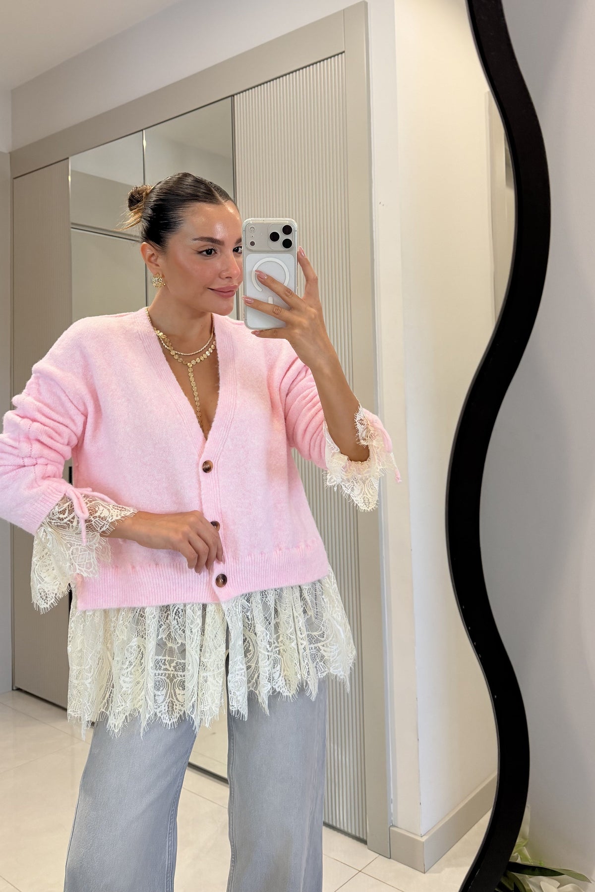 Lace Details Wool Cardigan