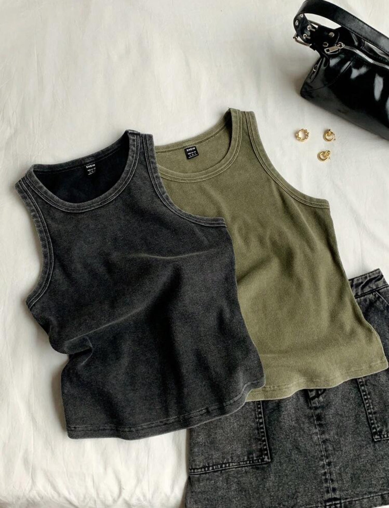 2 Pieces Basic Tops