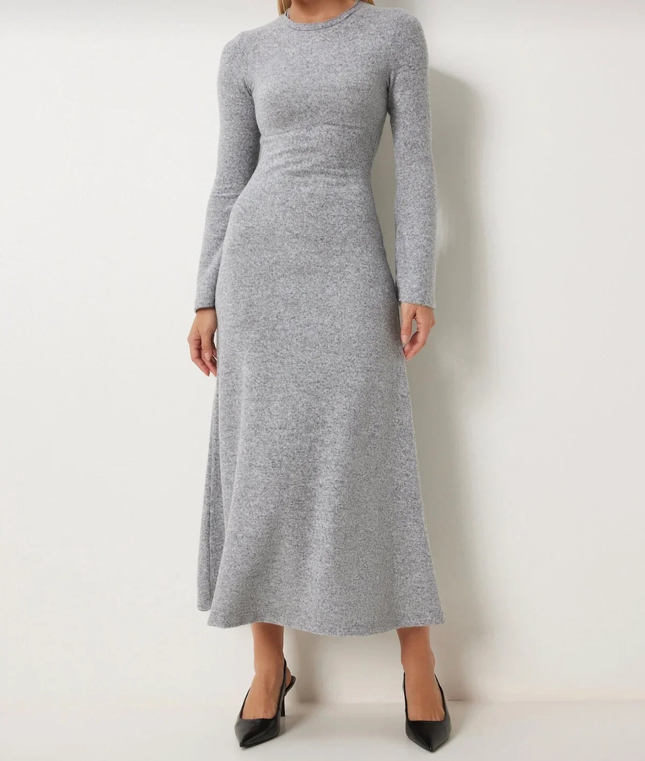 Crew neck knitted dress