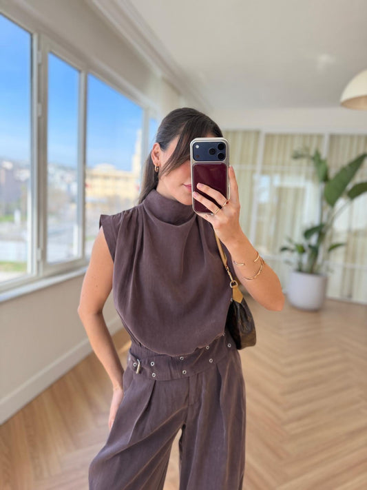 Brown Crep waist Buckle Top