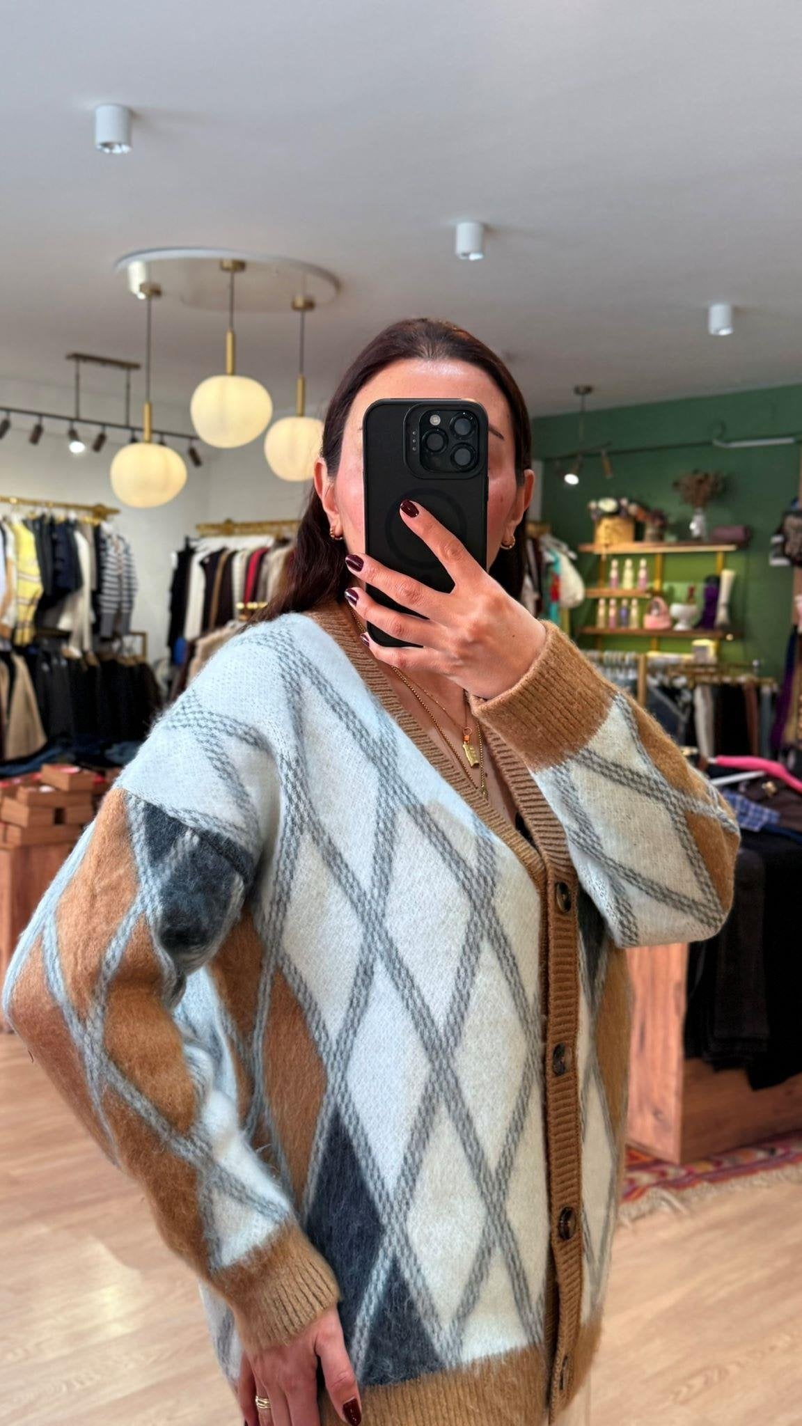 Diamond pattern wool cardigan