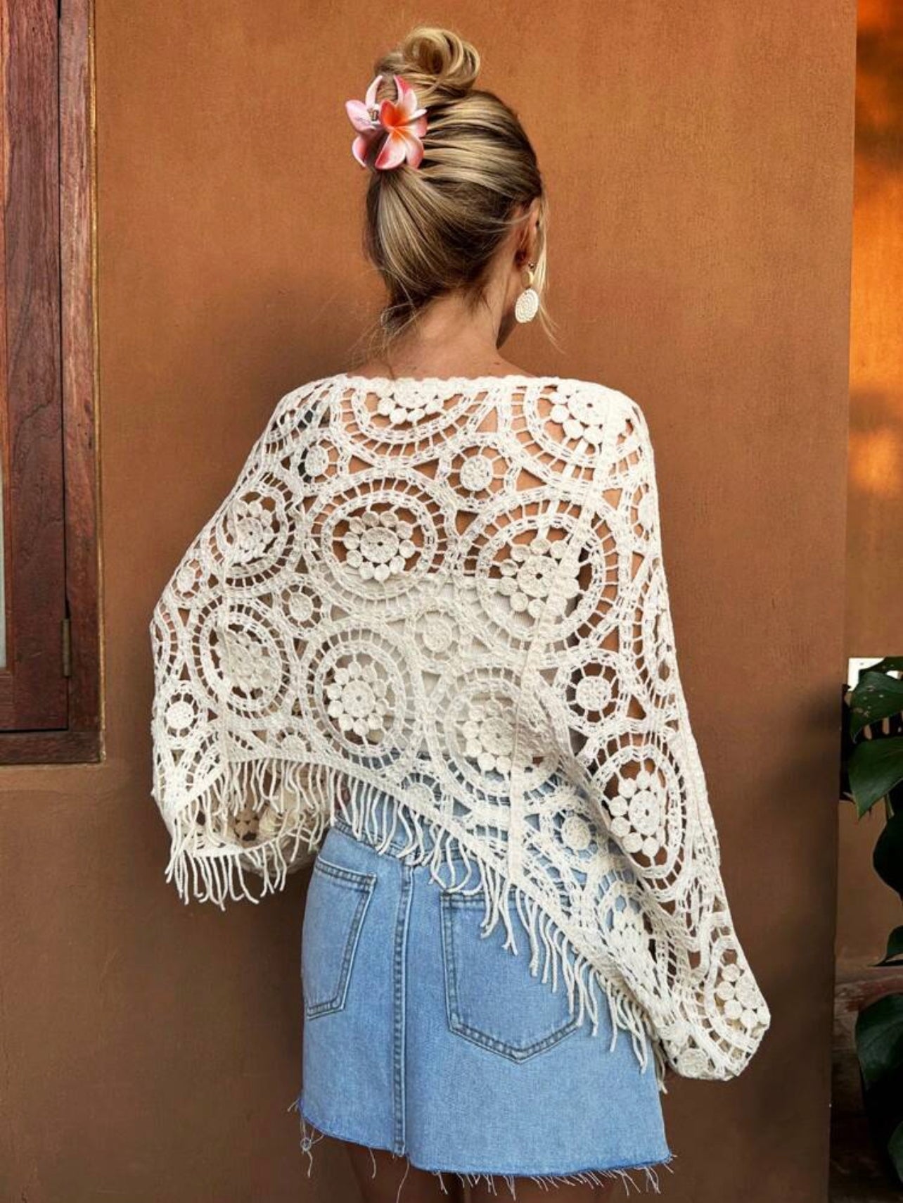 Fringed floral patterned sleeve loose sweater